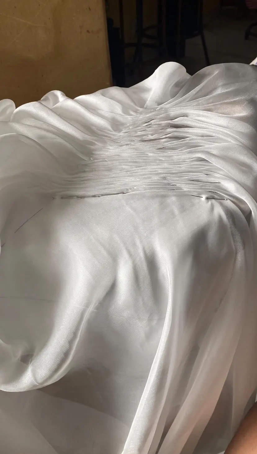 Renda para vestido de noiva — portfólio Urbano Junior