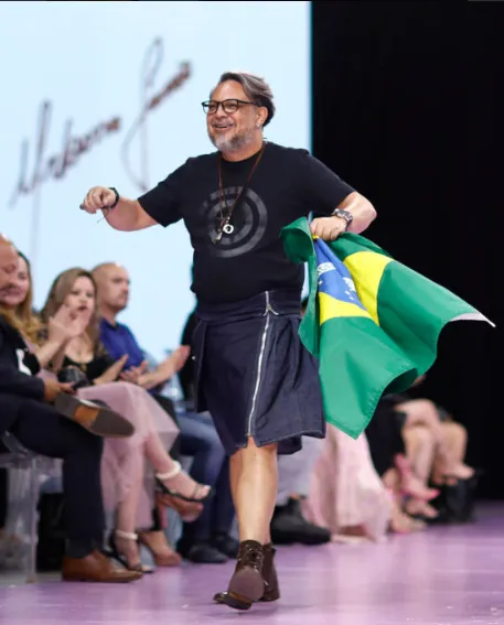 Urbano Junior, designer de moda em Goiânia